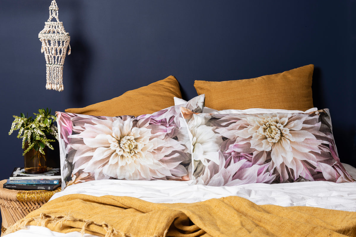Dahlia Dream // 100% Luxury Linen Pillowcases (Single)