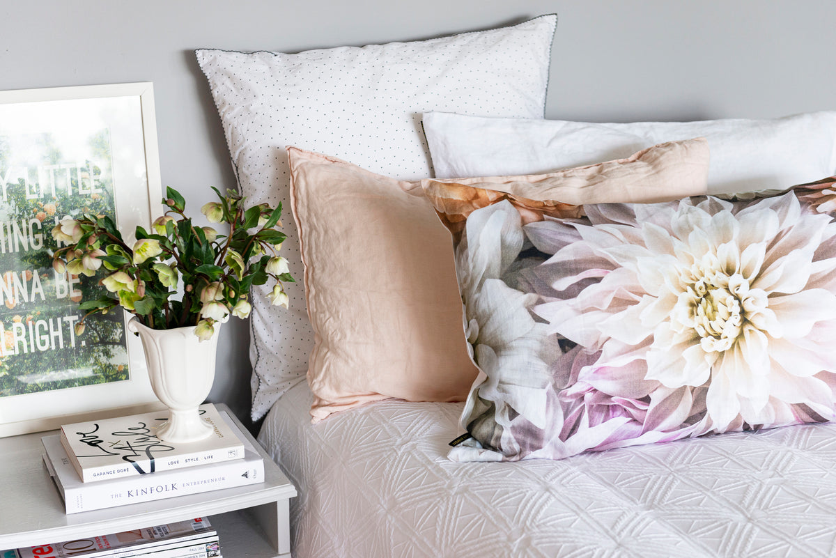 Dahlia Dream // 100% Luxury Linen Pillowcases (Single)