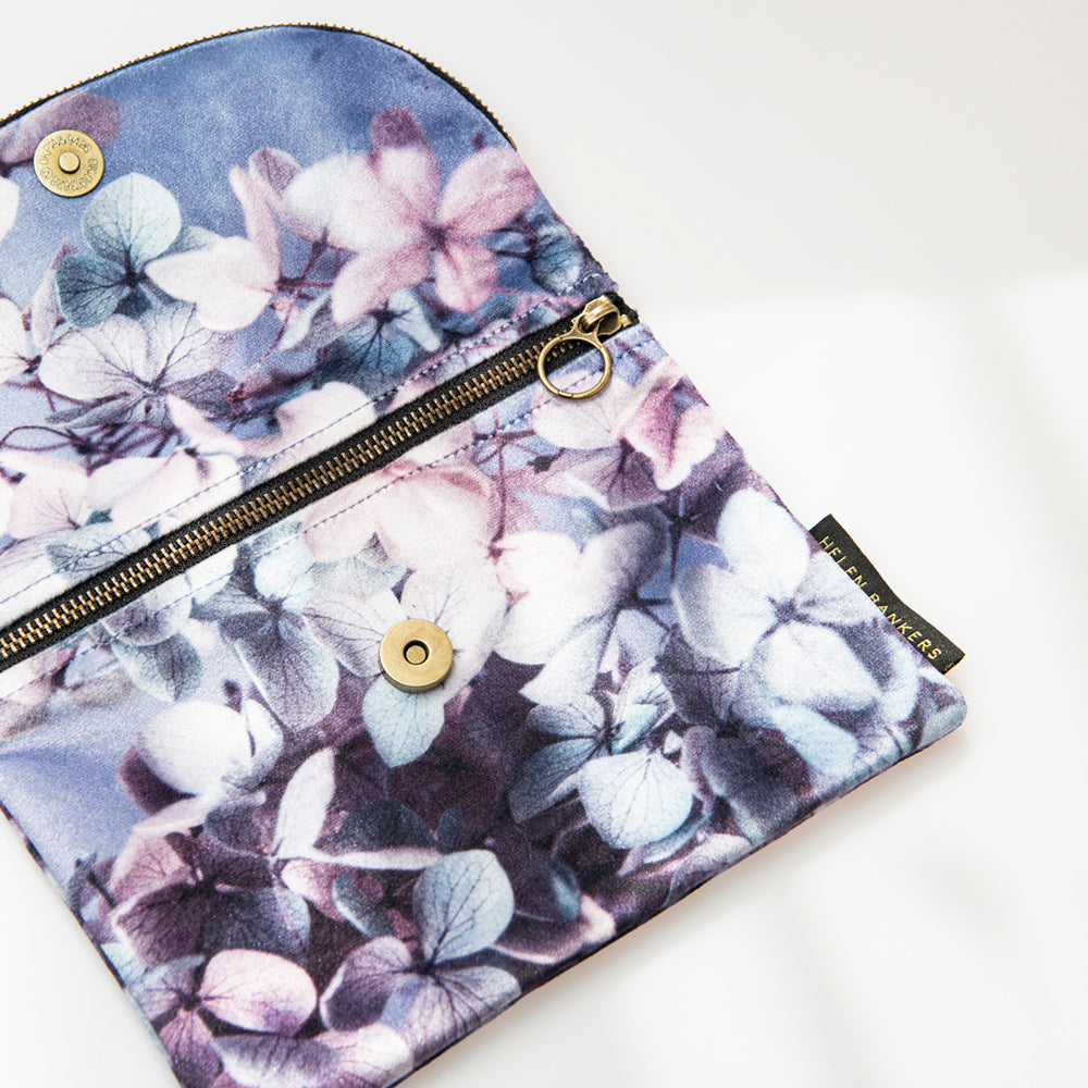 HB Out Out Clutch - Hydrangea 