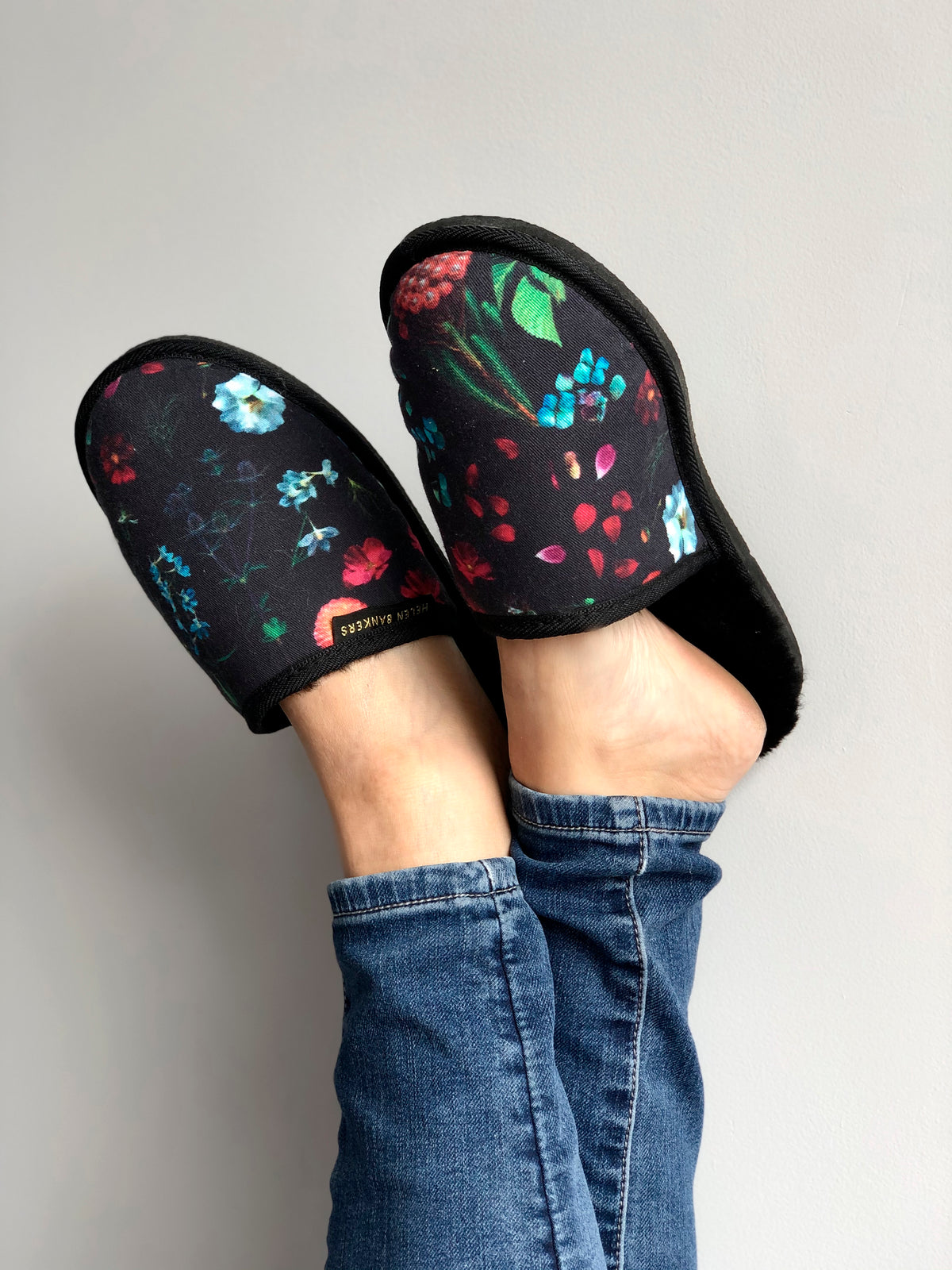 "Sheepskin Slippers" "Sheepskin" "Slippers" "made in NZ" "artisan"